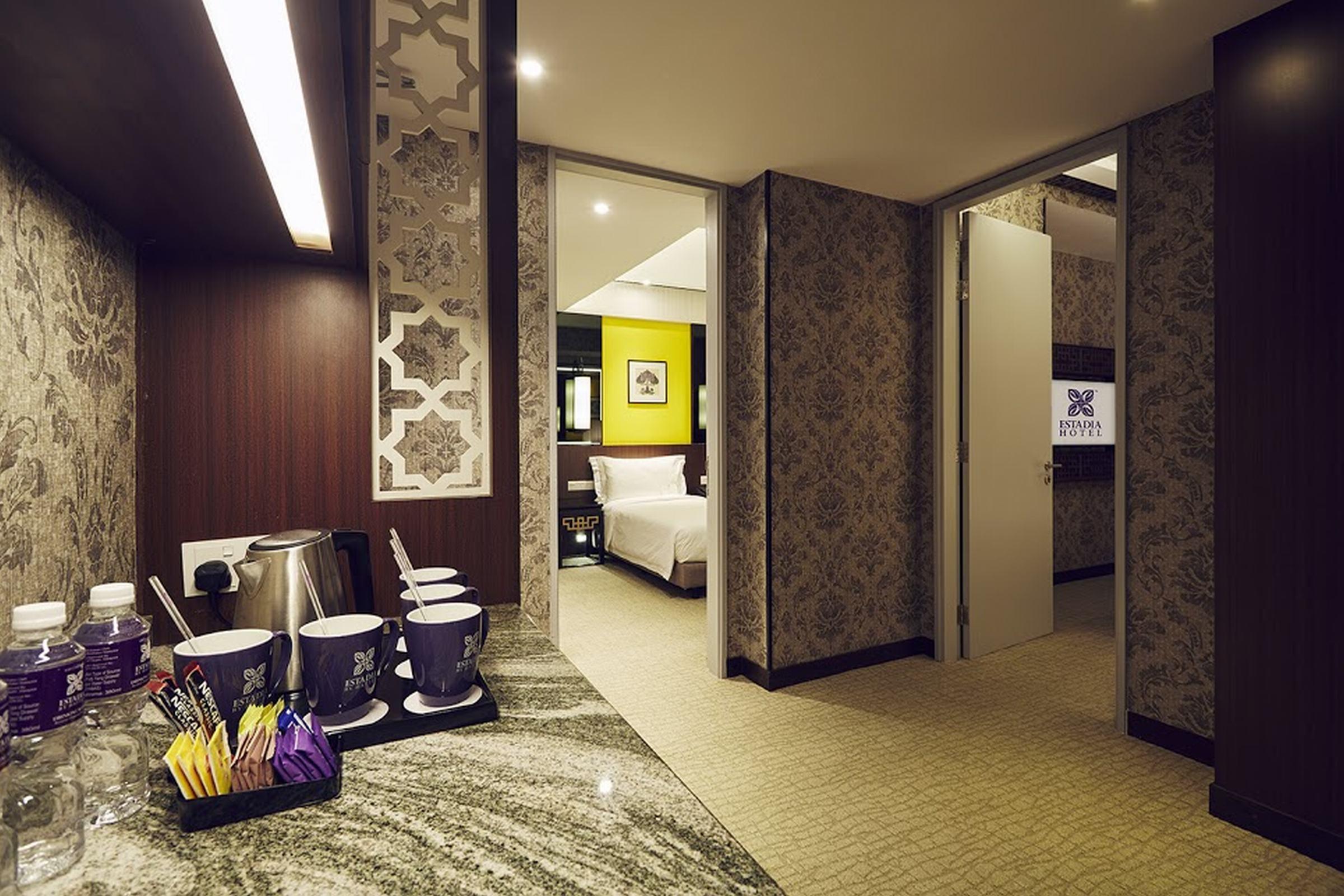Estadia Hotel Malacca Екстер'єр фото