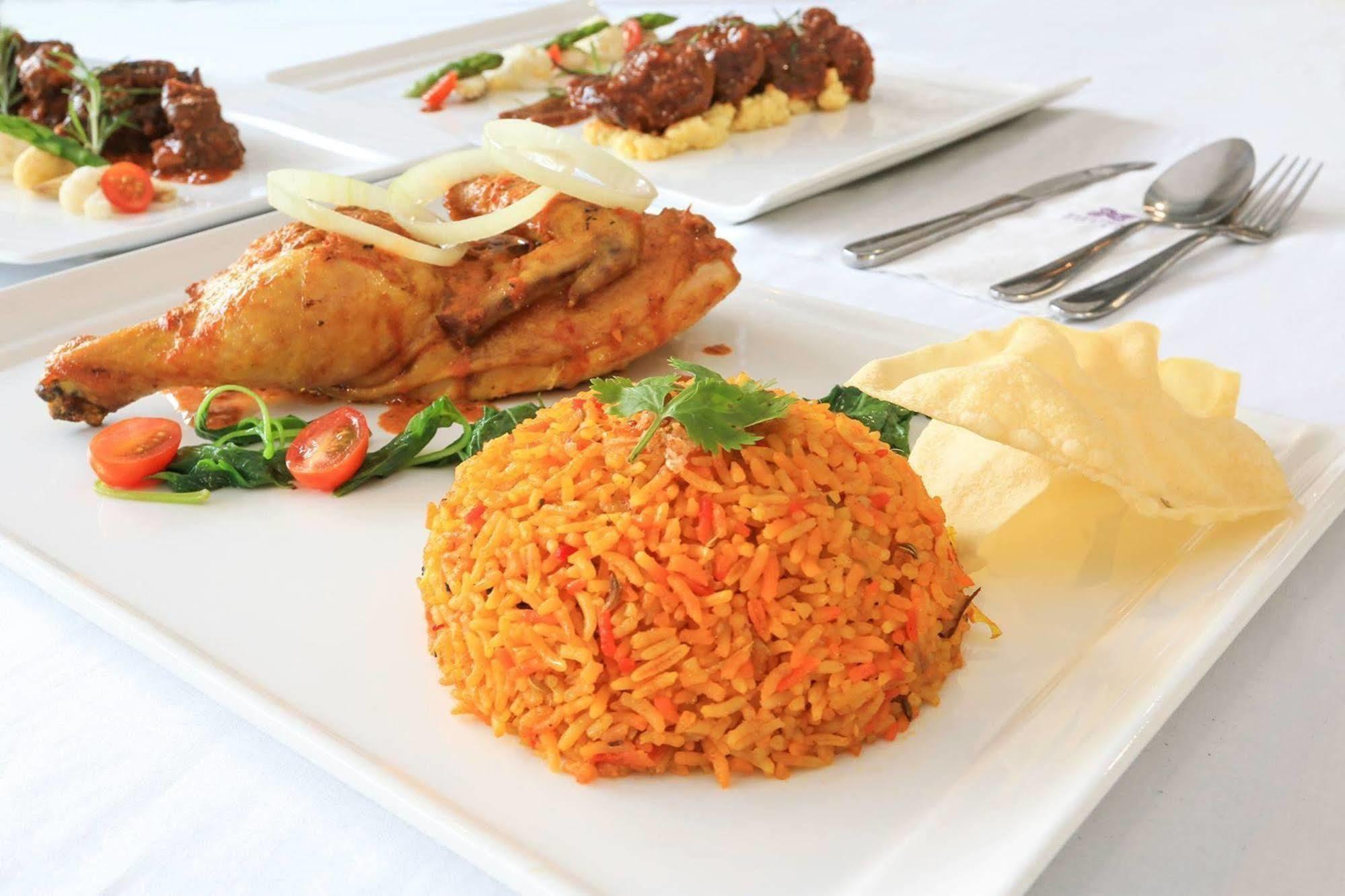 Estadia Hotel Malacca Екстер'єр фото