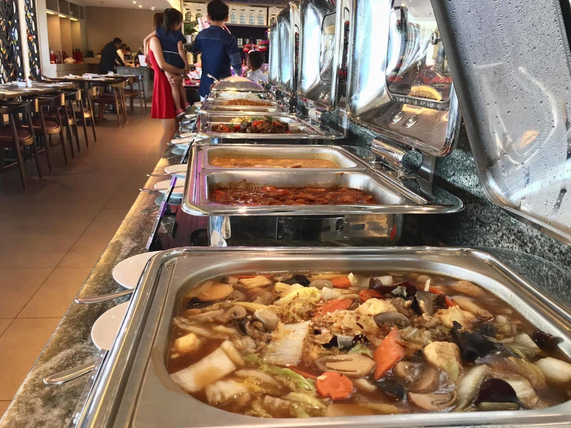 Estadia Hotel Malacca Екстер'єр фото