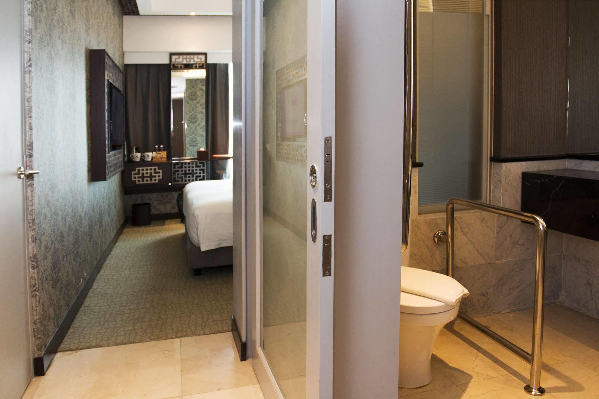 Estadia Hotel Malacca Екстер'єр фото
