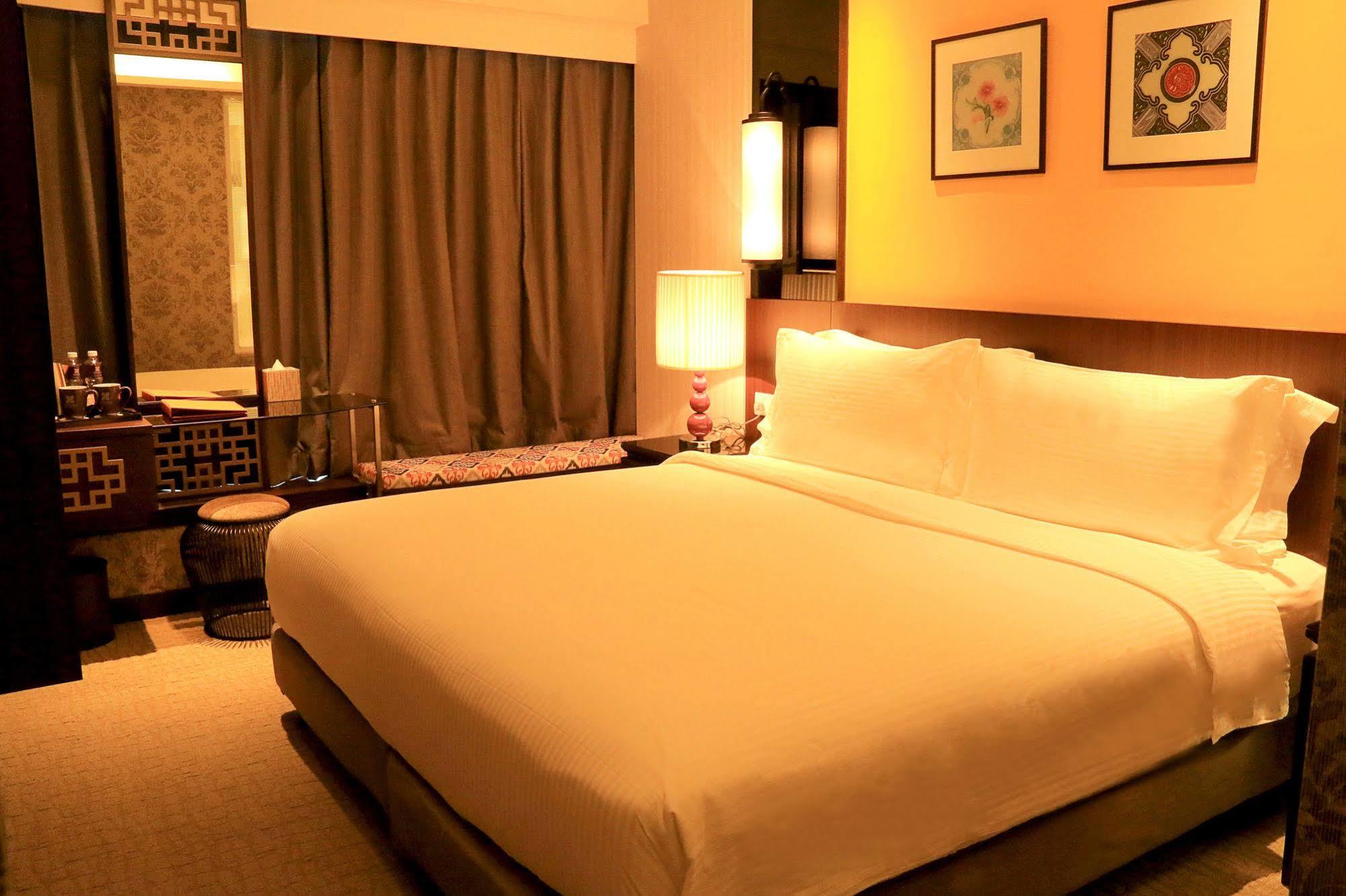 Estadia Hotel Malacca Екстер'єр фото