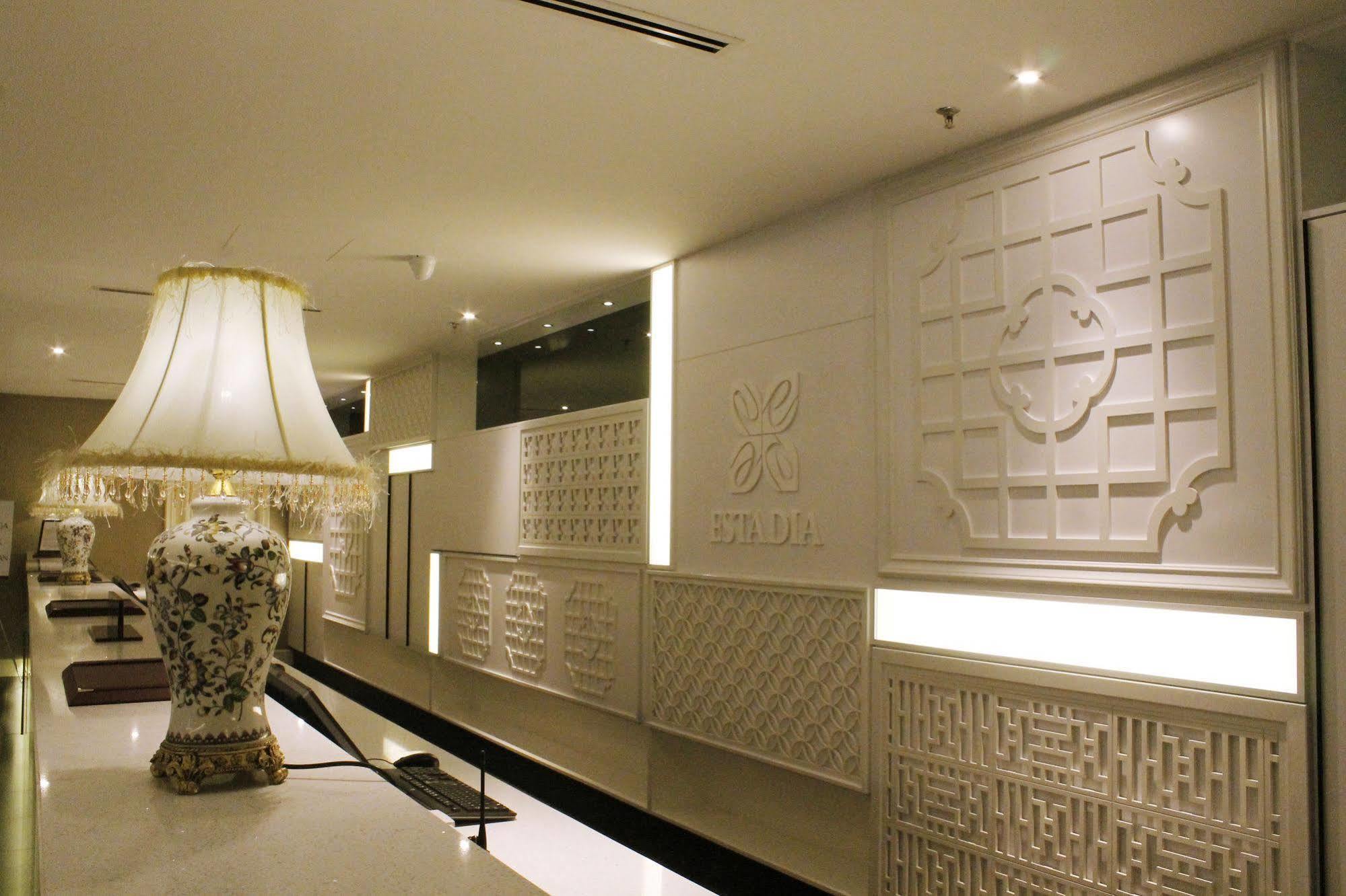 Estadia Hotel Malacca Екстер'єр фото